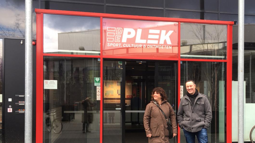 patrick leenders esther de ruiter de plek uitsnede fractiebezoek Maaspoort 19 januari 2018.jpg