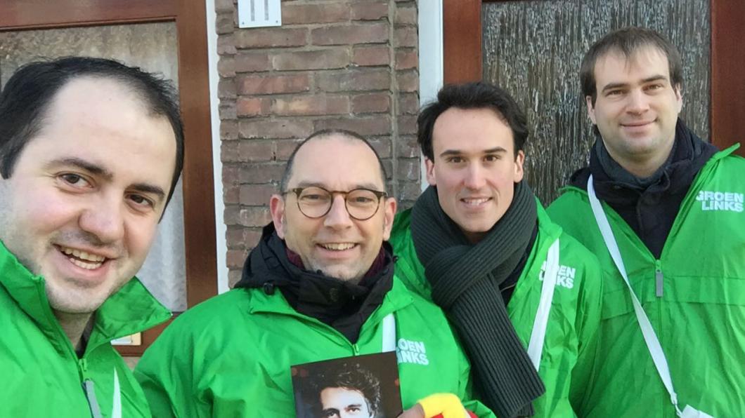 Met Tweede kamerkandidaat Paul Smeulders campagne voeren op de Vliert ufuk kâhya, bart eigeman, paul smeulders, michiel van der velden vliert hah 21 januari 2017.jpg