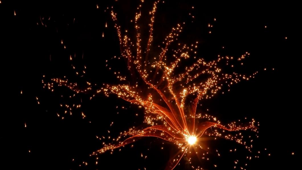 vuurwerk rgbstockfoto.jpg