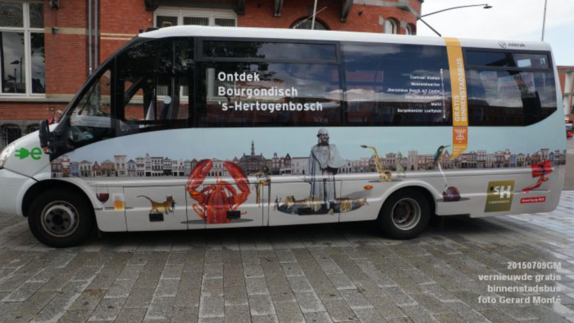 vernieuwde electrische binnenstadsbus  - 9juli2015 - foto GerardMontE web.jpg